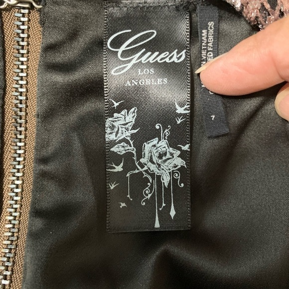 Guess Los Angeles size 7 juniors dress - Picture 5 of 5